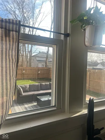 $299,900 | 225 North Center Street, Plainfield, IN 46168