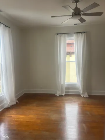 $299,900 | 225 North Center Street, Plainfield, IN 46168