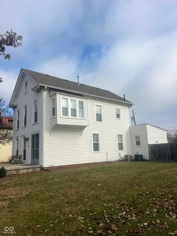 $299,900 | 225 North Center Street, Plainfield, IN 46168