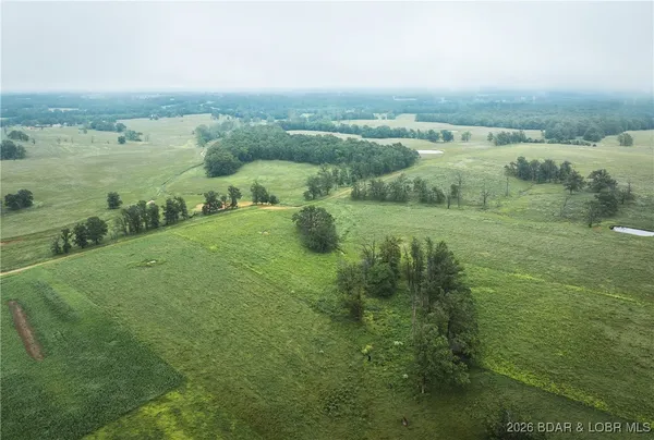 $985,000 | 0 Farm Road 2020, Crane, MO 65633