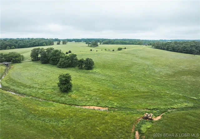 $985,000 | 0 Farm Road 2020, Crane, MO 65633