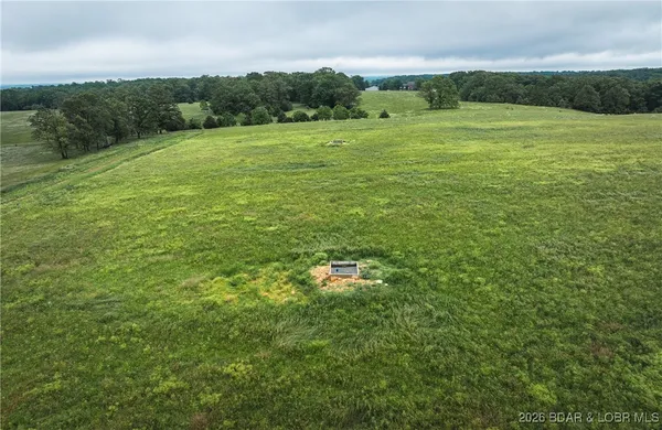 $985,000 | 0 Farm Road 2020, Crane, MO 65633