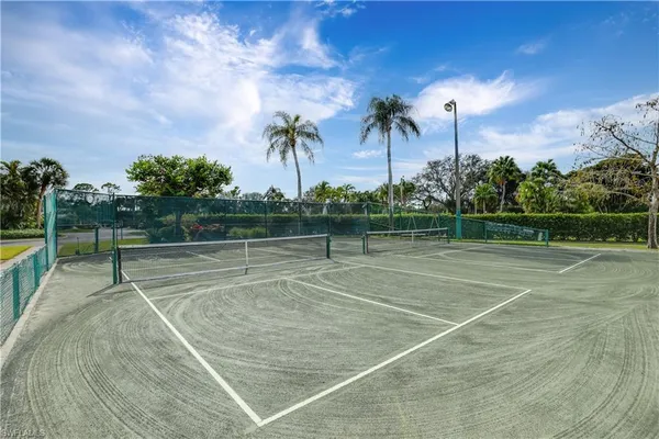 $5,500 | 3308 Europa Drive, Unit 30, Naples, FL 34105