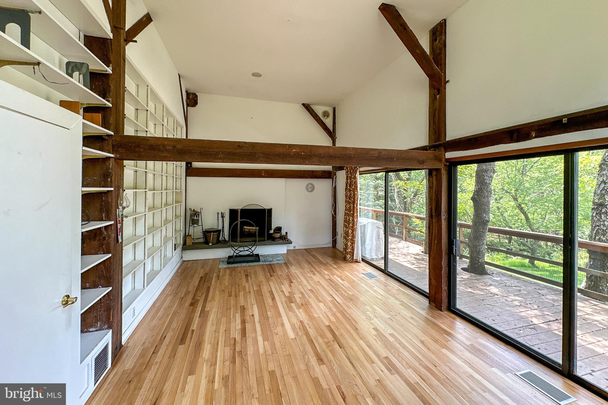 900 Canal Road Princeton, NJ 08540 - Photo 20 of 38 a view of hallway with wooden floor and staircase