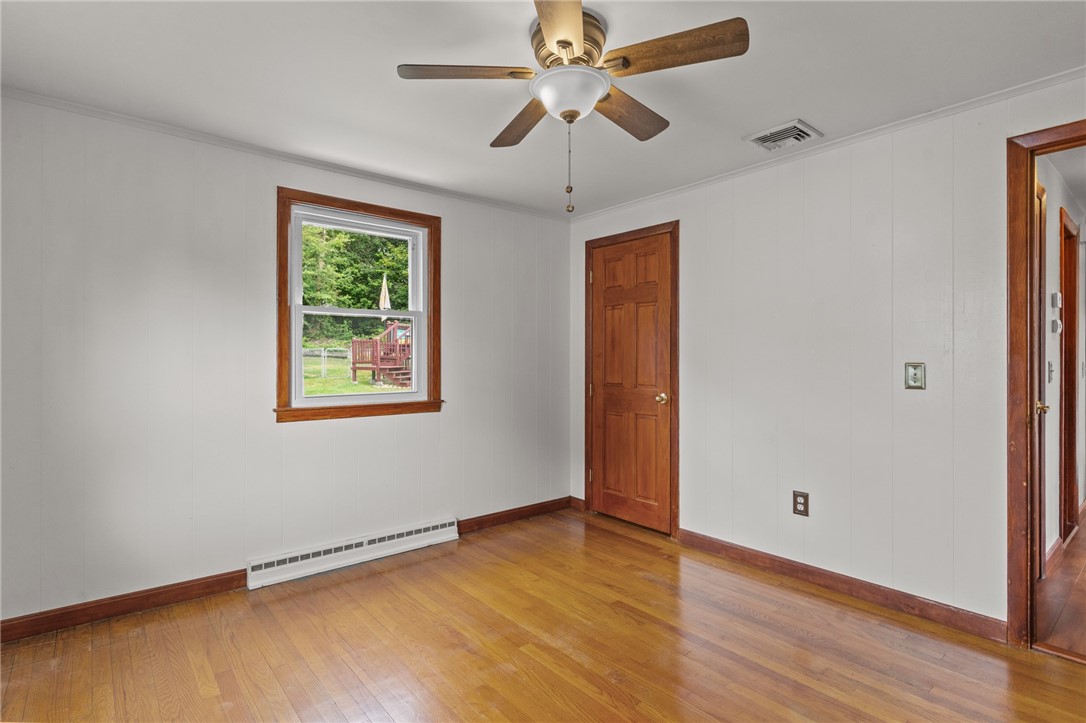 11 Red Robin Road Cranston, RI 02920 - Photo 21 of 34