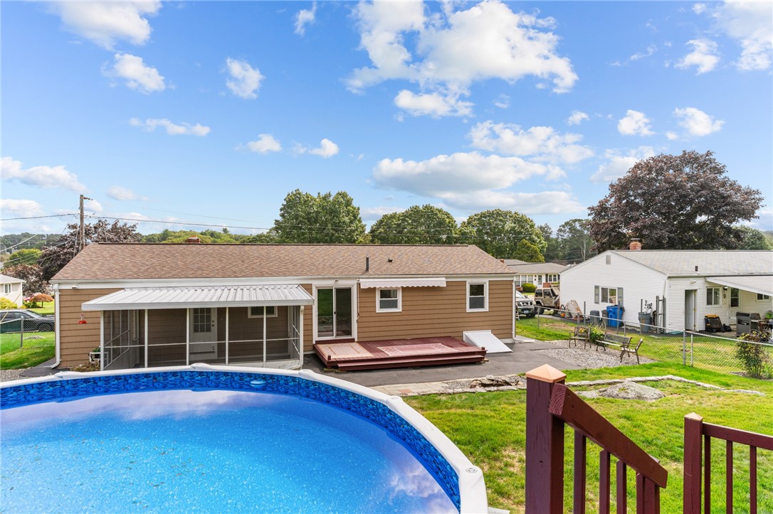 11 Red Robin Road Cranston, RI 02920 - Photo 32 of 34