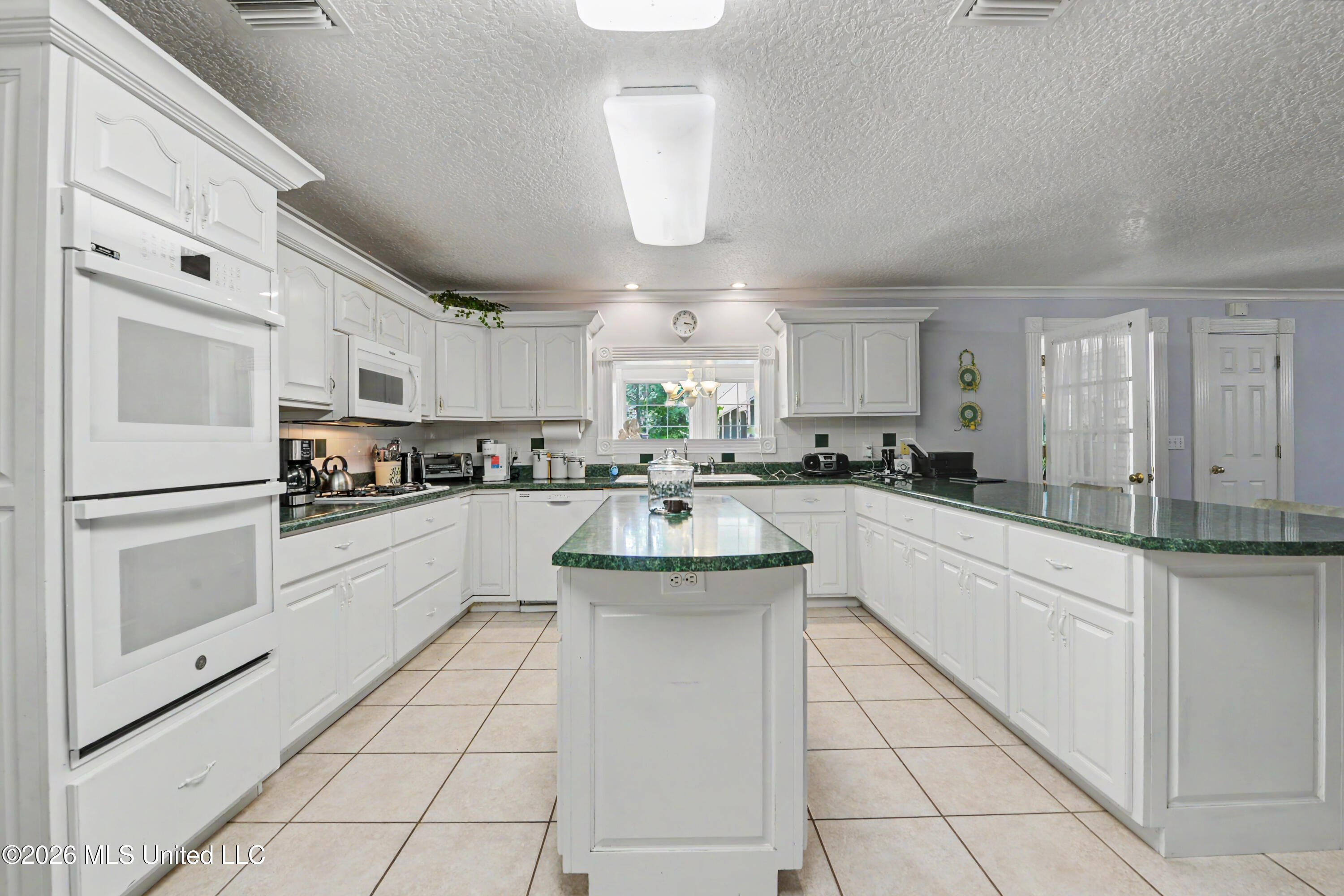 2222 Ms-198 Lucedale, MS 39452 - Photo 12 of 43 kitchen
