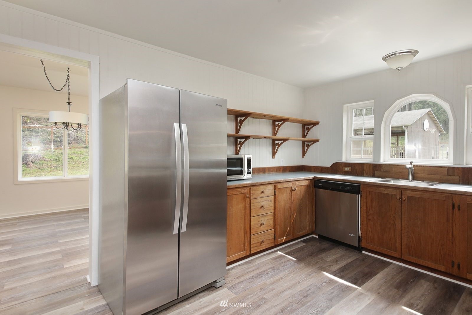 5075 Langley Road Langley, WA 98260 - Photo 9 of 40 Gallery Image 9