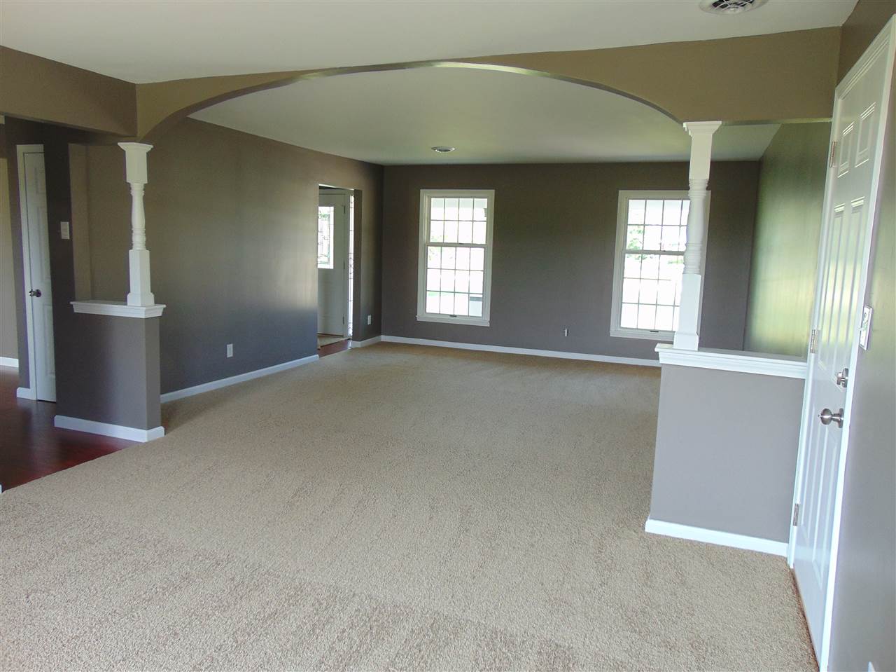 9242 Auburn Road Fort Wayne, IN 46825 - Photo 11 of 20