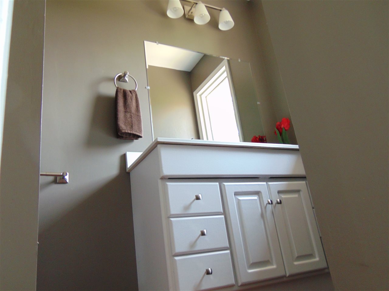 9242 Auburn Road Fort Wayne, IN 46825 - Photo 9 of 20