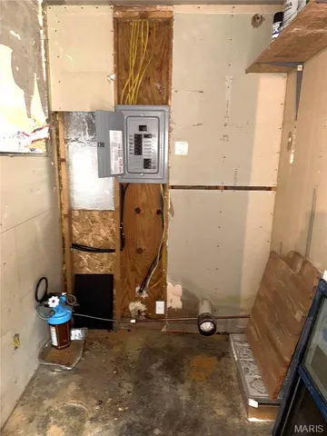 $229,500 | 17672 Hwy C, Annapolis, MO 63620