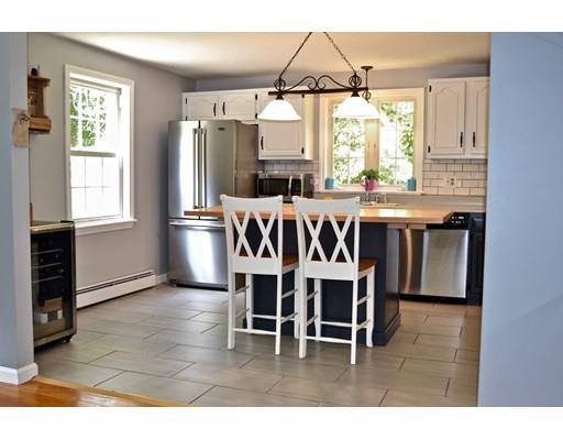 4 Hemlock Road Charlton, MA 01507 - Photo 17 of 36