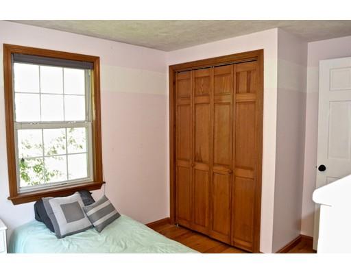 4 Hemlock Road Charlton, MA 01507 - Photo 31 of 36
