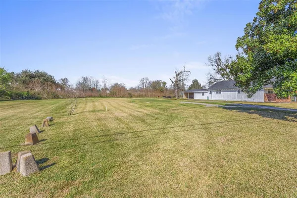 $329,999 | 5146 Elliott Road, Lake Charles, LA 70605