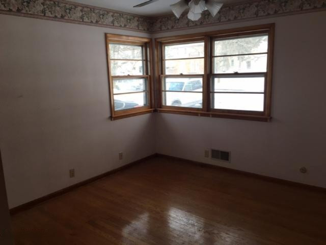 2717 Riley Avenue Southwest Wyoming, MI 49509 - Photo 12 of 14 IMG_2027