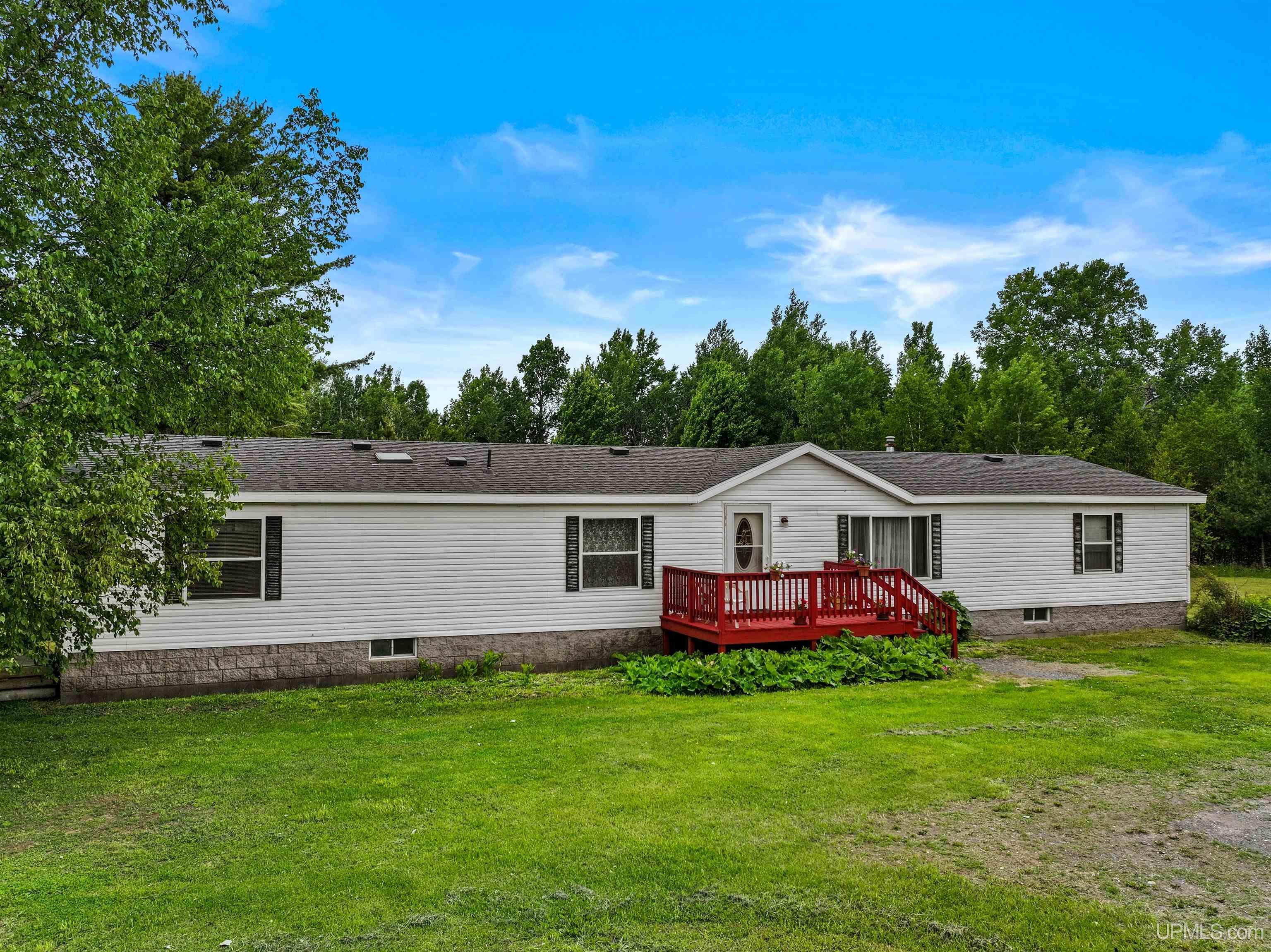 16022 Liminga Road Houghton, MI 49931 - Photo 32 of 35
