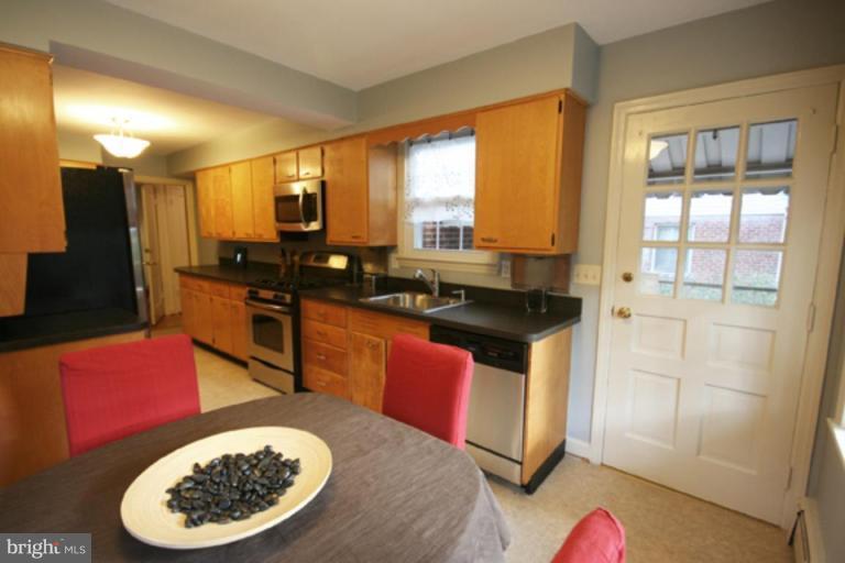 9204 Wendell Street Silver Spring, MD 20901 - Photo 27 of 29 Unique #1
