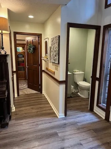 $450,000 | 14690 East Redcoat Road, Nevada, MO 64772