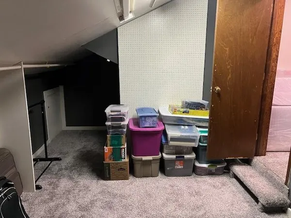 $450,000 | 14690 East Redcoat Road, Nevada, MO 64772