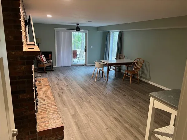 $450,000 | 14690 East Redcoat Road, Nevada, MO 64772