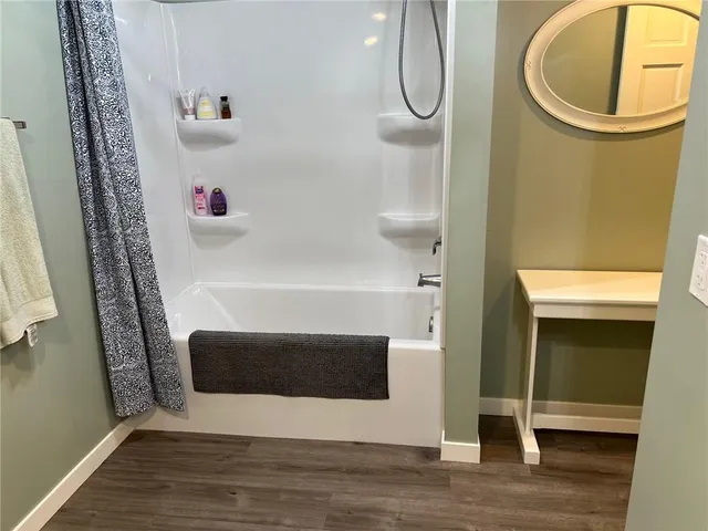 $450,000 | 14690 East Redcoat Road, Nevada, MO 64772