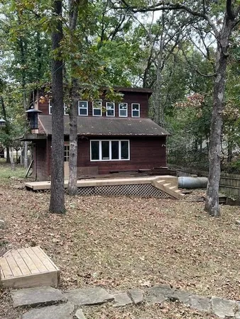 $450,000 | 14690 East Redcoat Road, Nevada, MO 64772