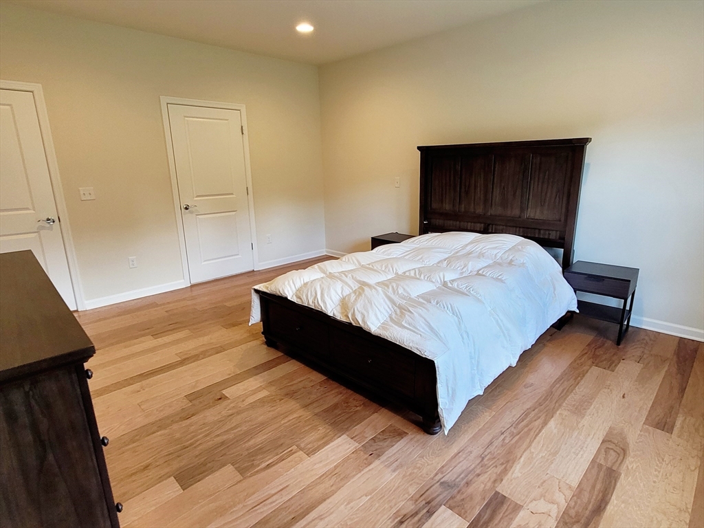 13 Walnut Way, Unit 13 Hopkinton, MA 01748 - Photo 15 of 32
