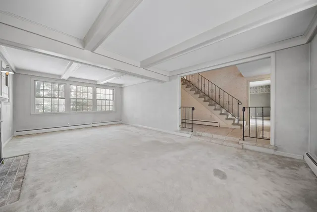 $625,000 | 18 Mason Drive, Salem, NH 03079