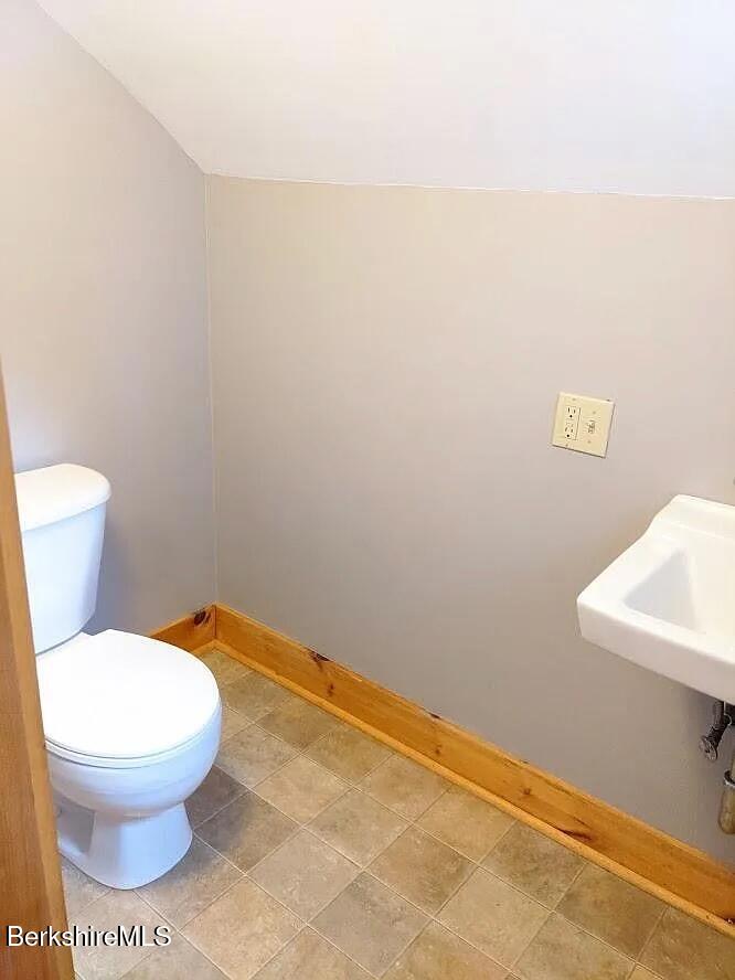 34 Church Street Stockbridge, MA 01262 - Photo 11 of 25 34 Church Inside Photo 2