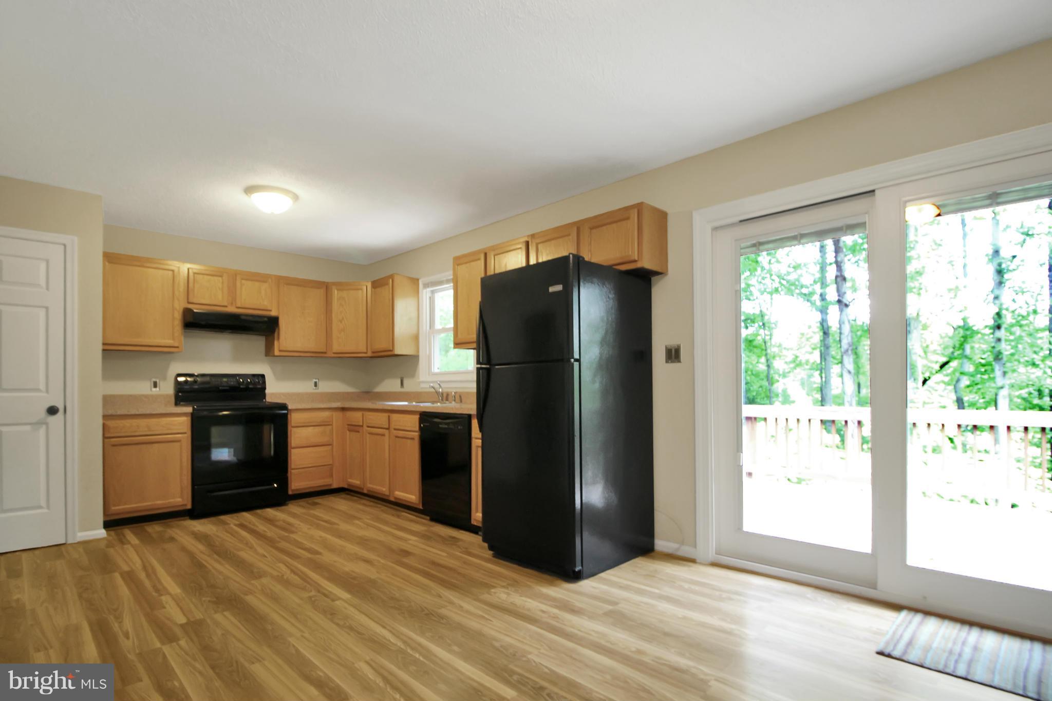 10577 Bears Den Road Marshall, VA 20115 - Photo 12 of 24 Kitchen