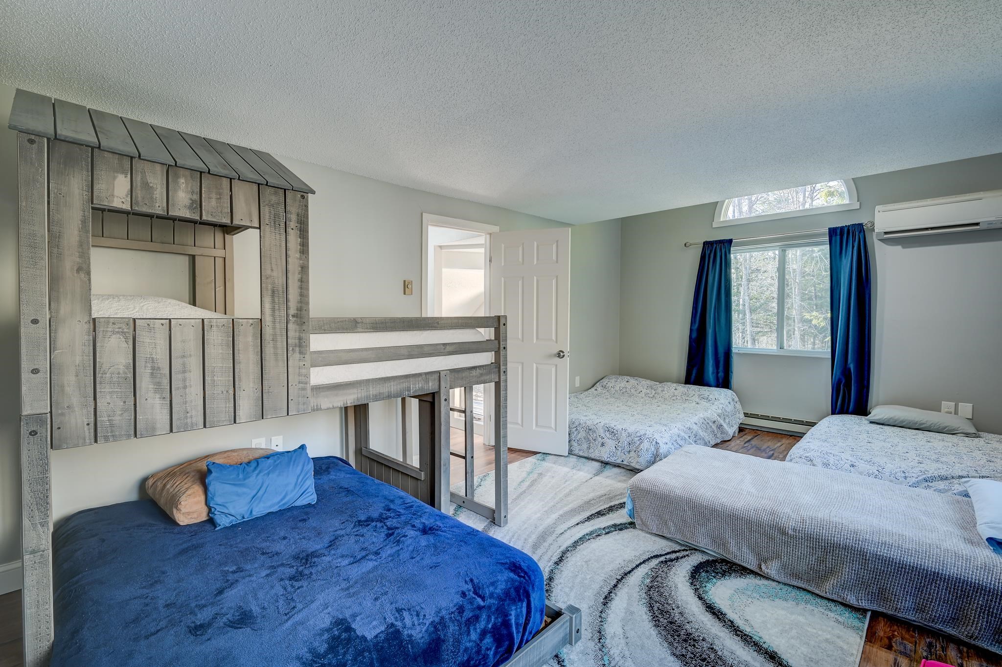 25 Hawke Road, Unit 1 Conway, NH 03860 - Photo 16 of 33