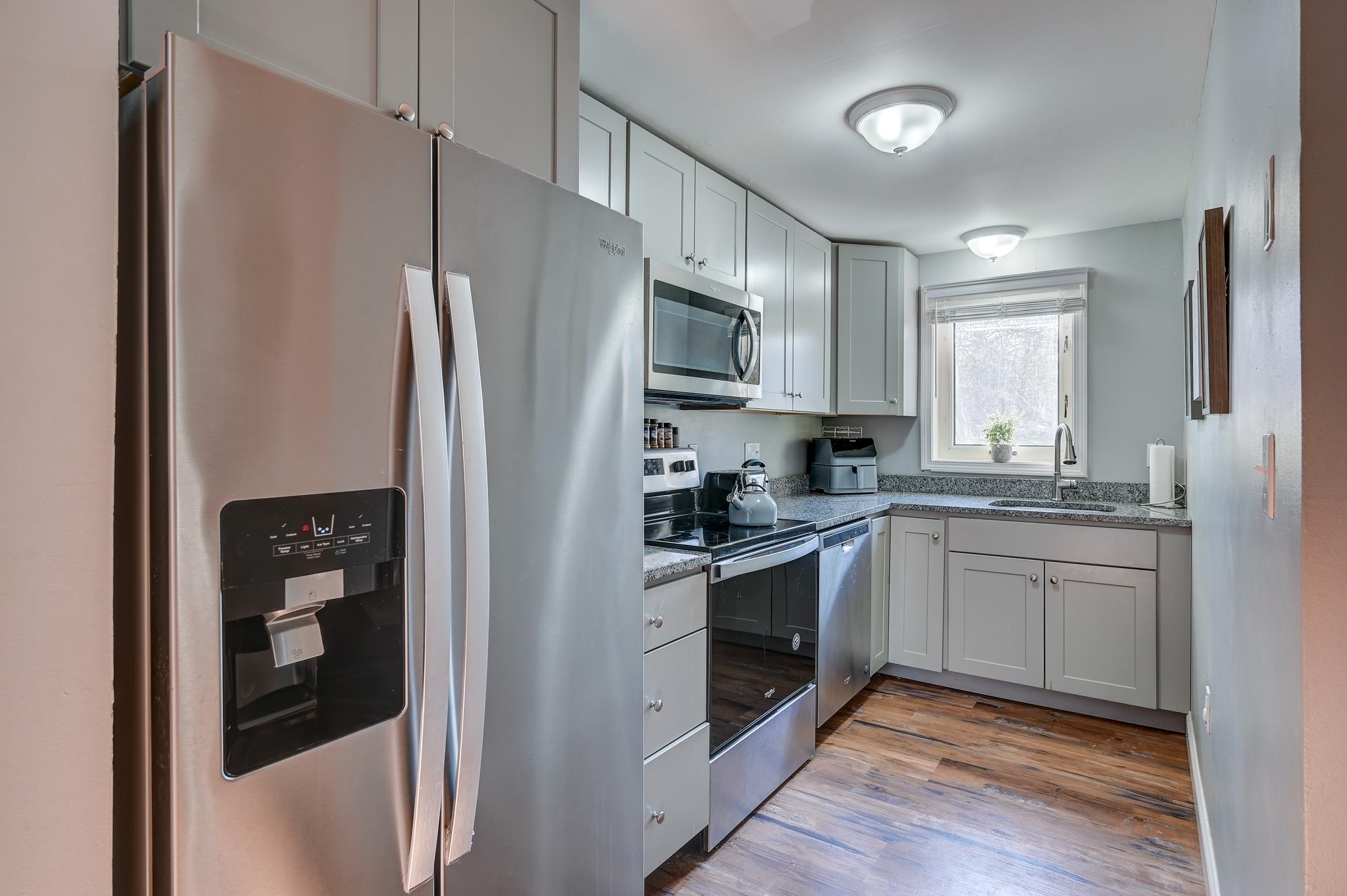 25 Hawke Road, Unit 1 Conway, NH 03860 - Photo 4 of 33