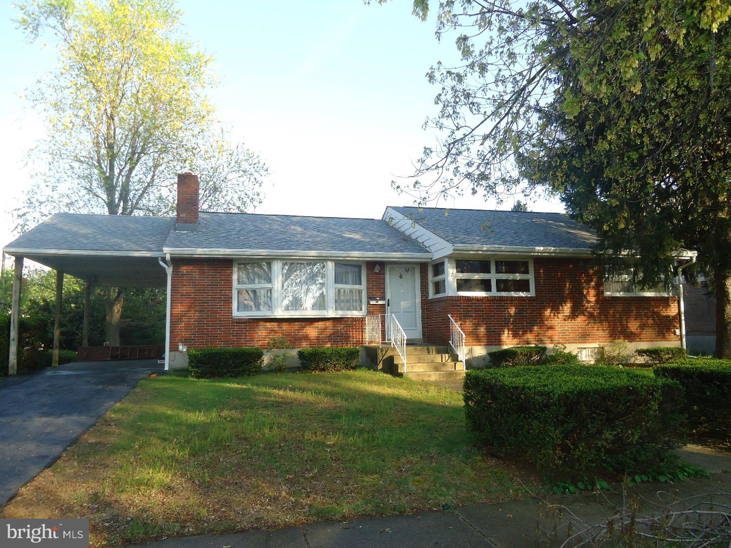 17 Vista Road Wyomissing, PA 19610 - Photo 1 of 22 Gallery Image 1