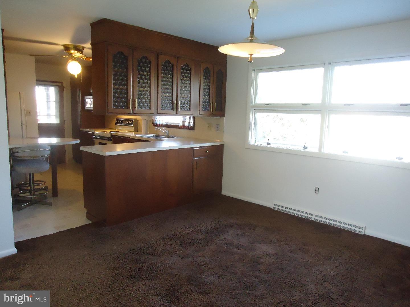17 Vista Road Wyomissing, PA 19610 - Photo 6 of 22 Gallery Image 6
