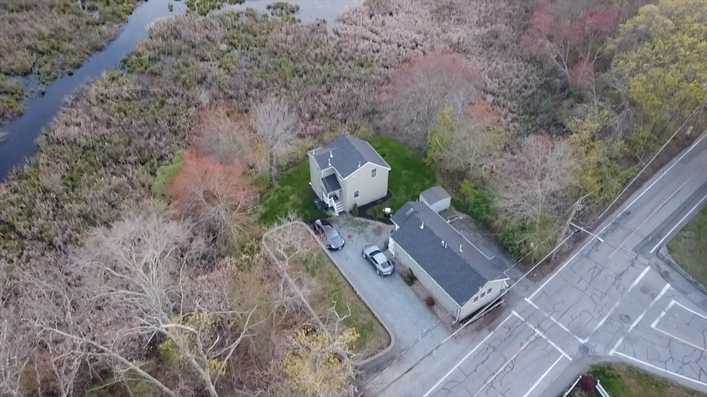 70 Burroughs Road North Reading, MA 01864 - Photo 3 of 29