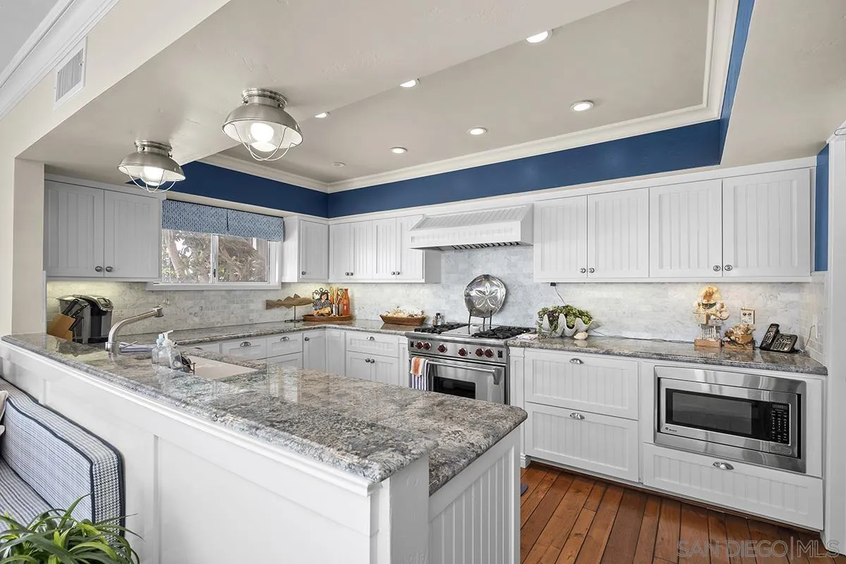 3828 Riviera Drive, Unit 2B San Diego, CA 92109 - Photo 28 of 74