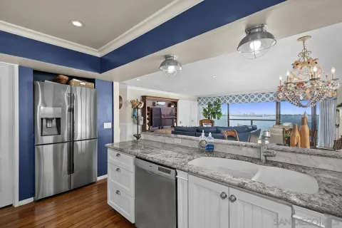 $3,475,000 | 3828 Riviera Drive, Unit 2B, San Diego, CA 92109