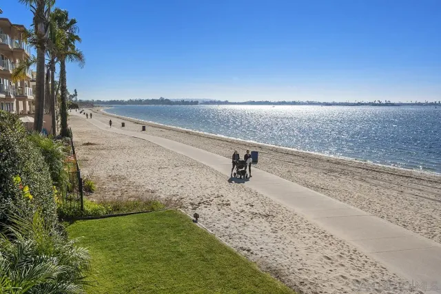 $3,475,000 | 3828 Riviera Drive, Unit 2B, San Diego, CA 92109