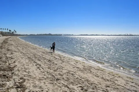 $3,475,000 | 3828 Riviera Drive, Unit 2B, San Diego, CA 92109