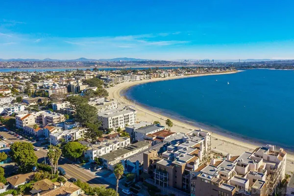 $3,475,000 | 3828 Riviera Drive, Unit 2B, San Diego, CA 92109