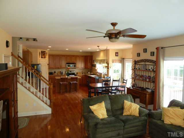 10612 Longholme Way Raleigh, NC 27614 - Photo 11 of 25 Photo 11