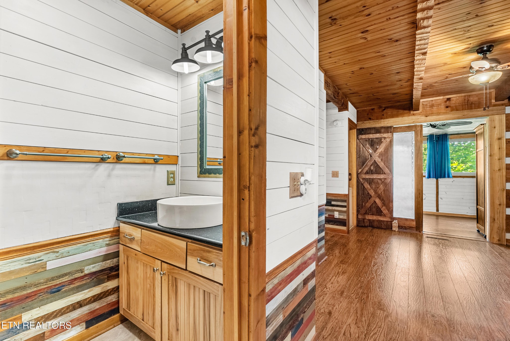 1810 Ridgecrest Drive Sevierville, TN 37876 - Photo 24 of 26 Gallery Image 24