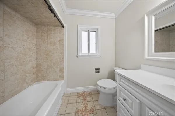 $3,900 | 6906 McLennan Avenue, Lake Balboa, CA 91406