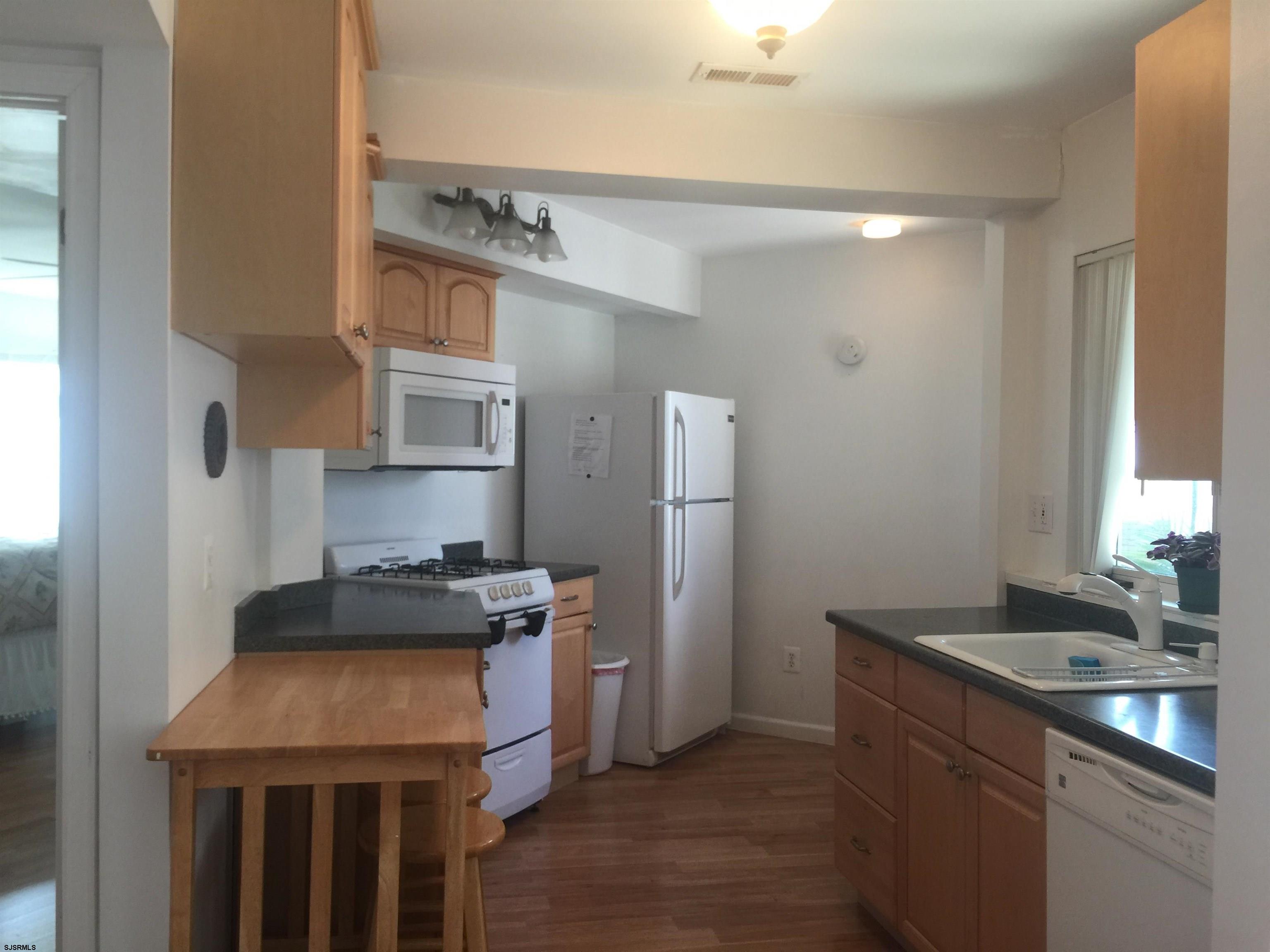 407 36th Street South, Unit R2 Brigantine, NJ 08203 - Photo 5 of 26