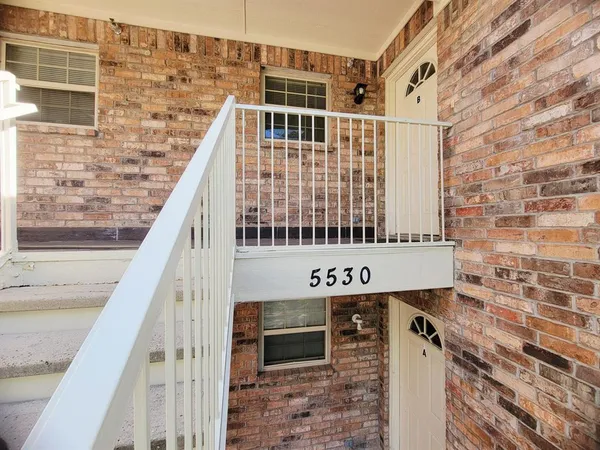 $1,700 | 5530 Brookview Court, Sachse, TX 75048