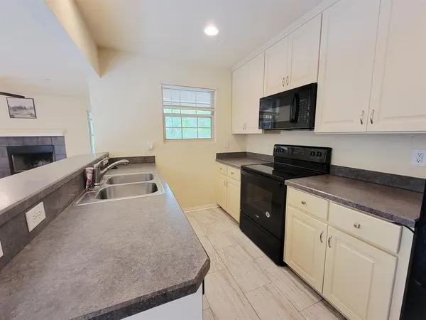 $1,700 | 5530 Brookview Court, Sachse, TX 75048