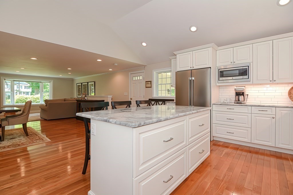 259 Marked Tree Road Holliston, MA 01746 - Photo 11 of 42 Gallery Image 11