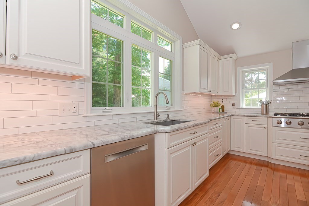 259 Marked Tree Road Holliston, MA 01746 - Photo 14 of 42 Gallery Image 14