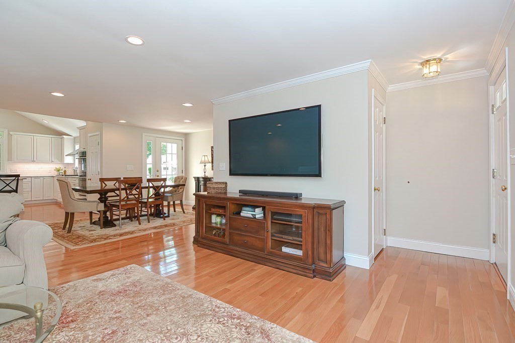 259 Marked Tree Road Holliston, MA 01746 - Photo 18 of 42 Gallery Image 18