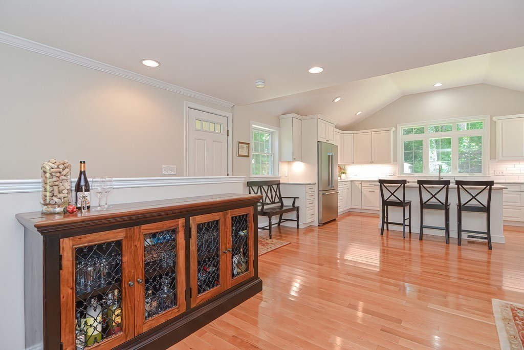 259 Marked Tree Road Holliston, MA 01746 - Photo 8 of 42 Gallery Image 8
